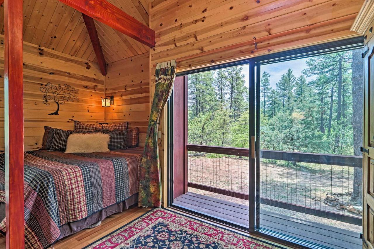 Romantic Strawberryandpine Studio Cabin With Deck! Exterior photo